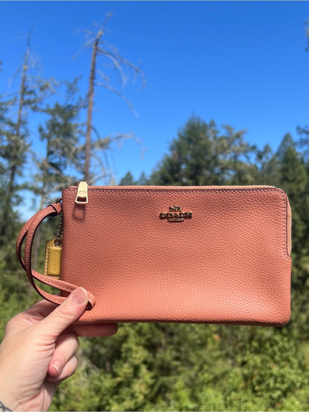 COACH Double Zip Phone Wallet & Wristlet Peachy Color w Gold Hardware AUTHENTIC